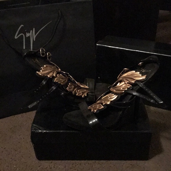giuseppe zanotti - Picture 3 of 3